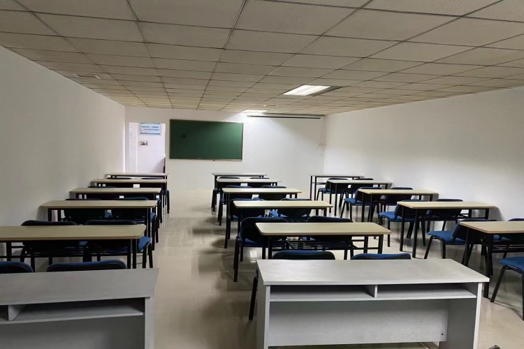 辽宁海纳智能教育校园环境图