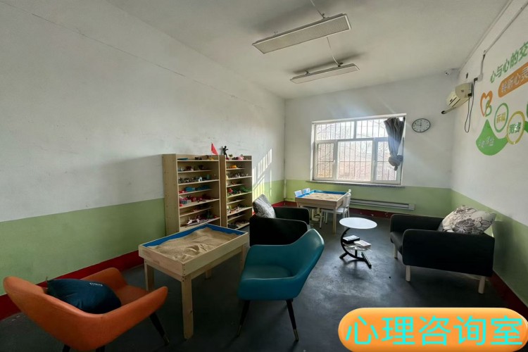 沈阳暖阳青少年成长特训学校