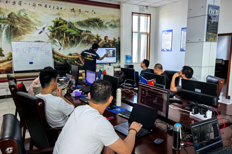 北京云启天航无人机培训基地