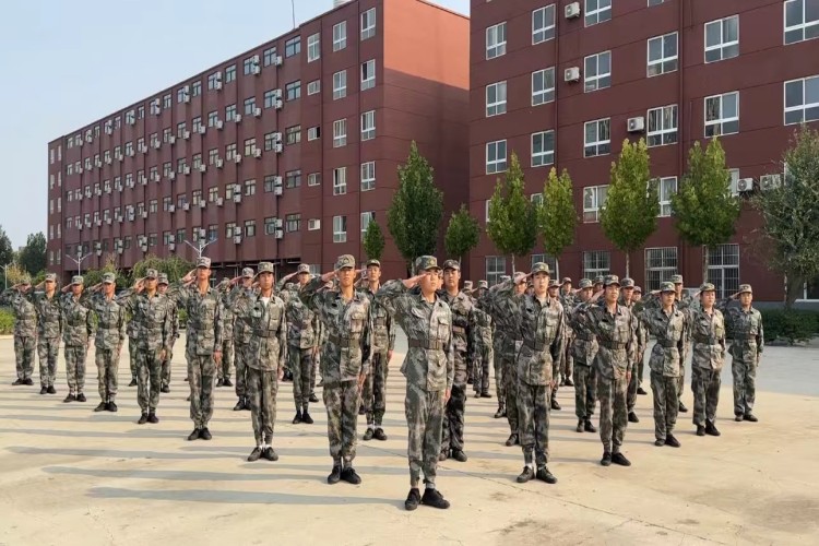 河南豫教青少年教育学校校区环境图