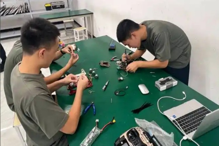 广州华科尔无人机校园环境图片