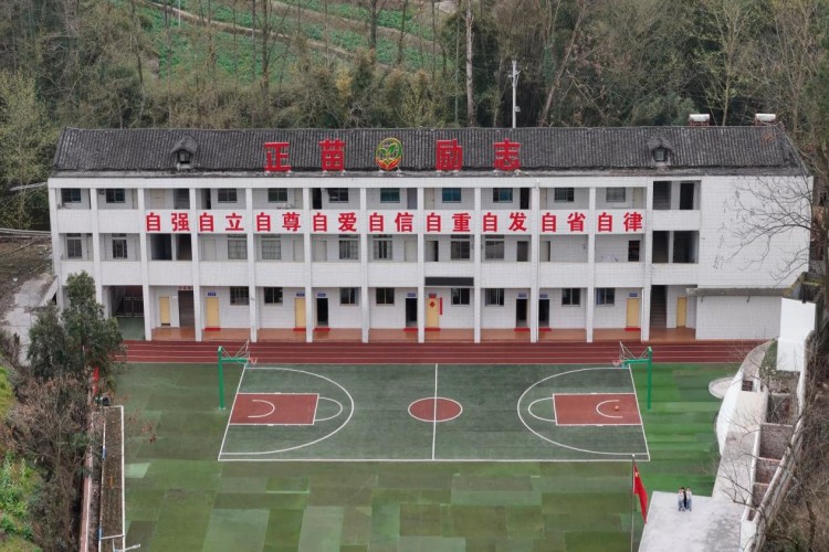 重庆正本素质教育校区环境图