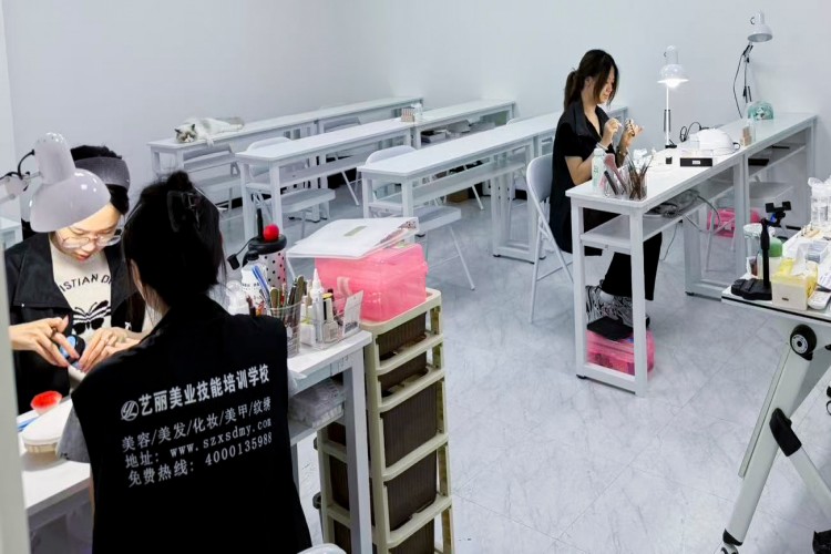 艺丽美妆学校校区环境图片