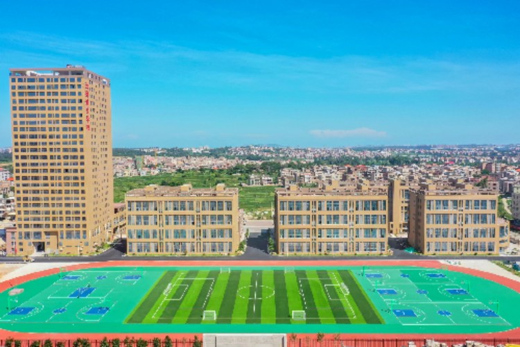 泉州市云扬航空职业技术学校校区环境图片