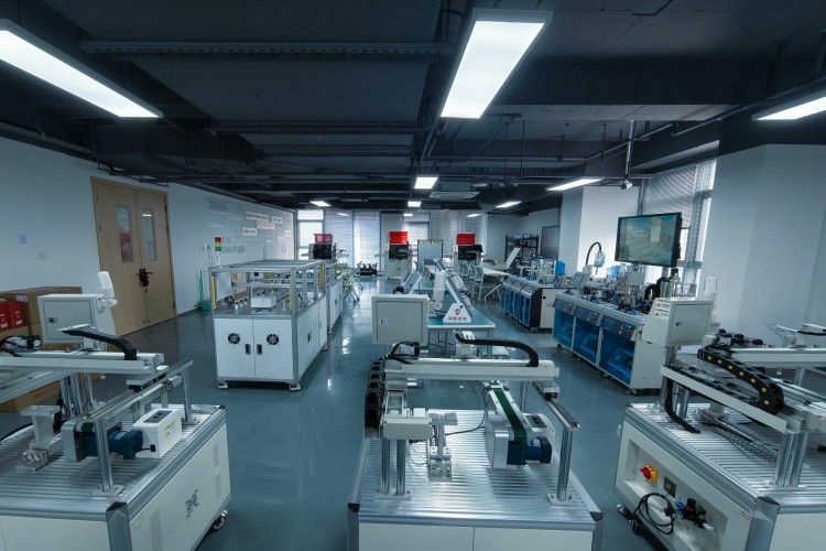 杭州鸿富技加智能制造实训基地环境图