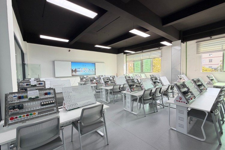 杭州鸿富技加智能制造实训基地环境图