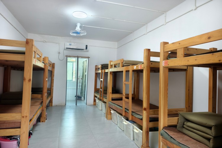 湘潭专门教育学校环境图