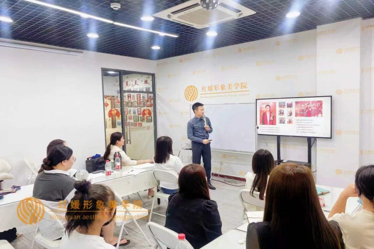 上海红媛化妆美甲纹绣培训学校校区环境图片