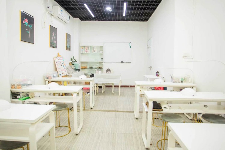 上海红媛化妆美甲纹绣培训学校校区环境图片