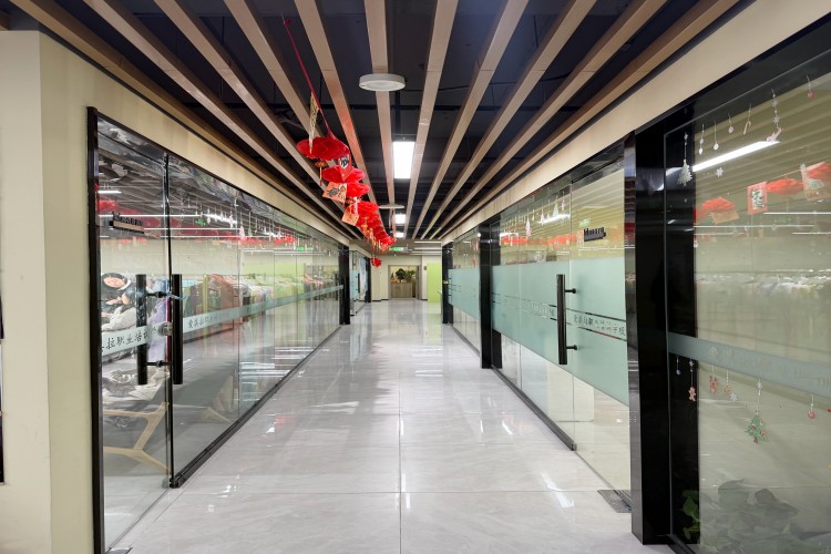 扬州爱淇拉美业环境图