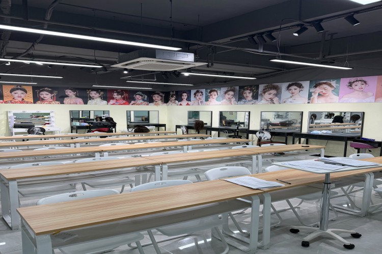 扬州爱淇拉美业环境图