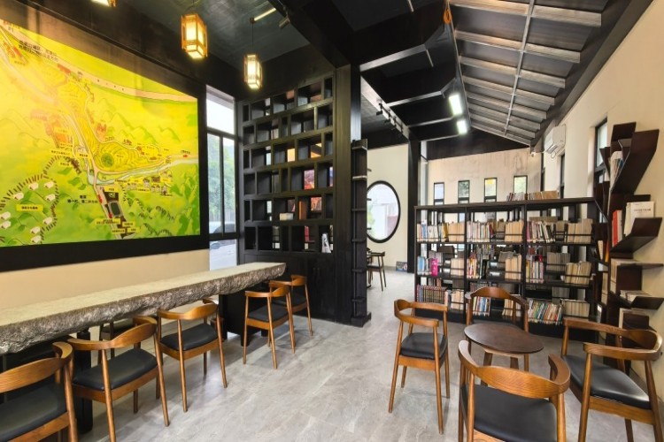 广州高新医药与食品技工学校环境图