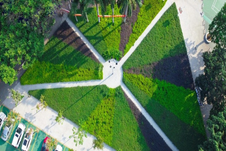 广州高新医药与食品技工学校环境图