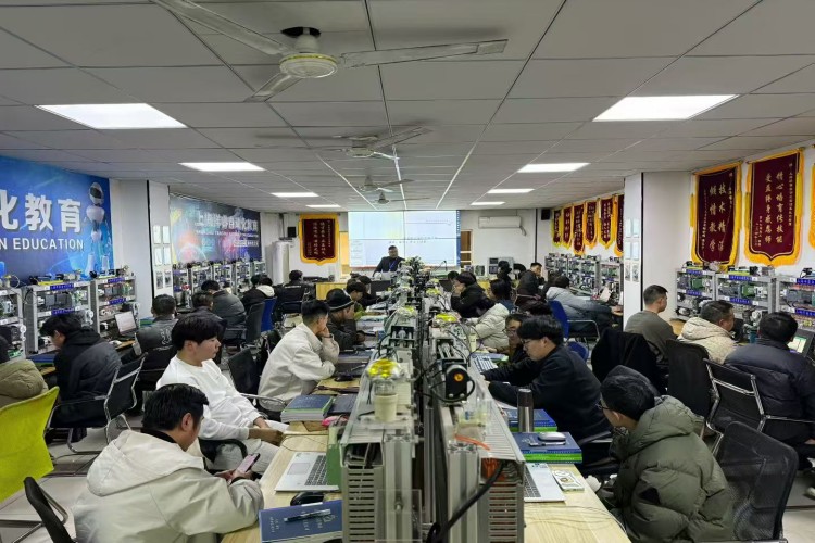 上海洋睿自动化教育校区环境图片