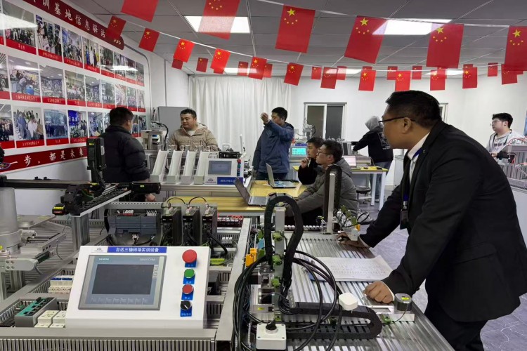 上海洋睿自动化教育校区环境图片