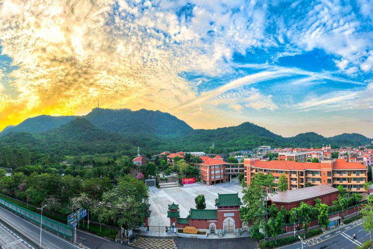 佛山南执高级中学复读中心