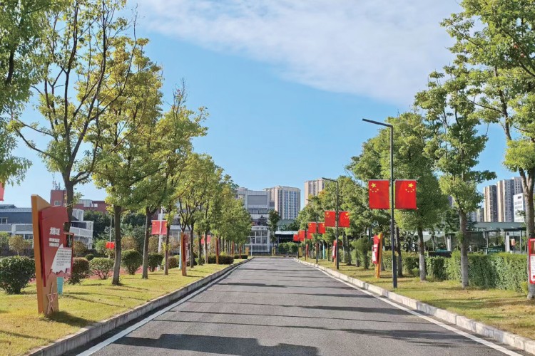 重庆望江技工学校