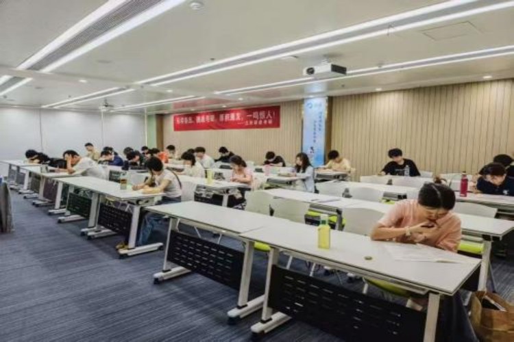 江西研途考研自习室环境