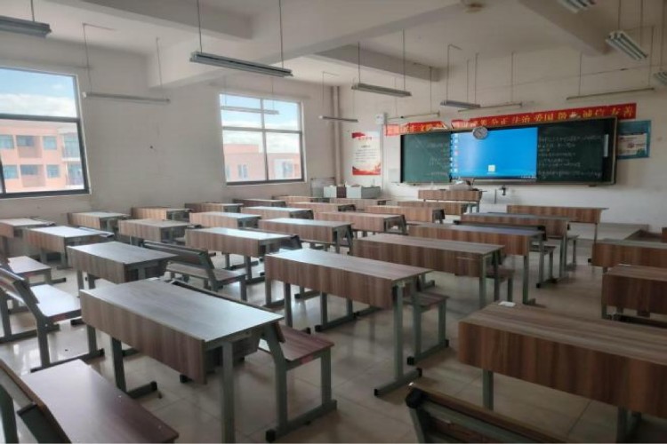 云南政通公考环境图