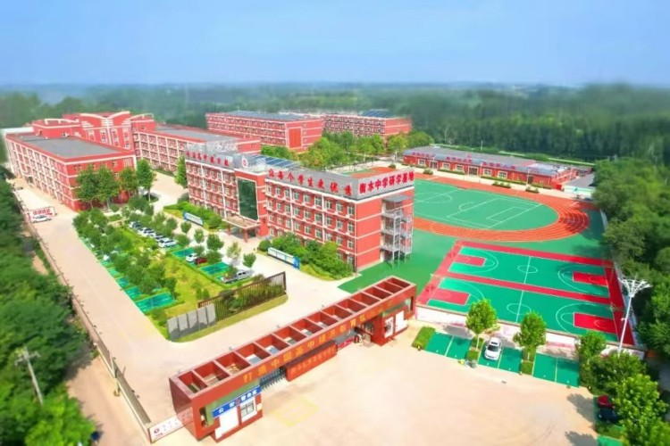 衡水志华实验中学学校环境