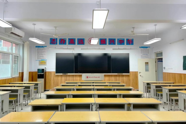 衡水志华实验中学学校环境