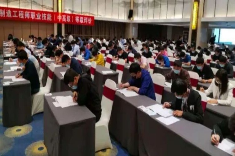 深圳市新能源汽车促进会环境图