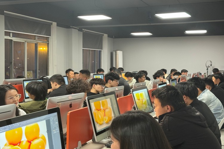义乌飓风电商学院上课图