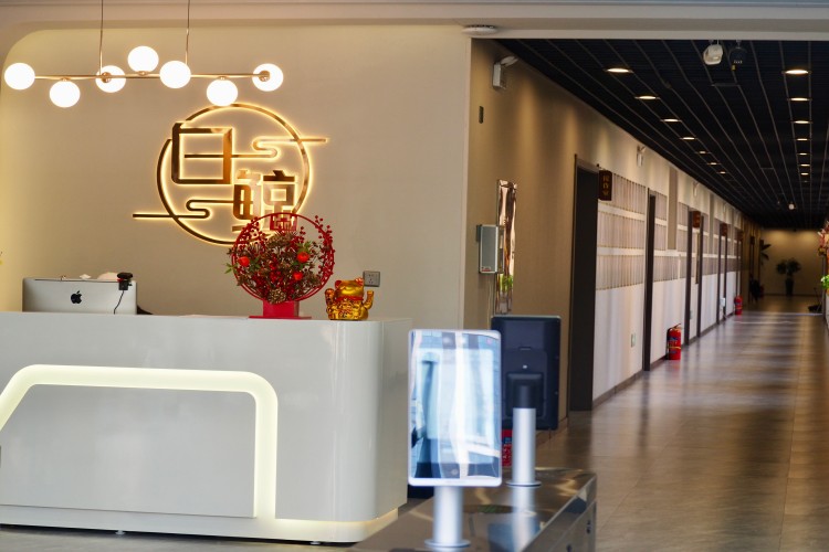 大连白鲸公考环境图