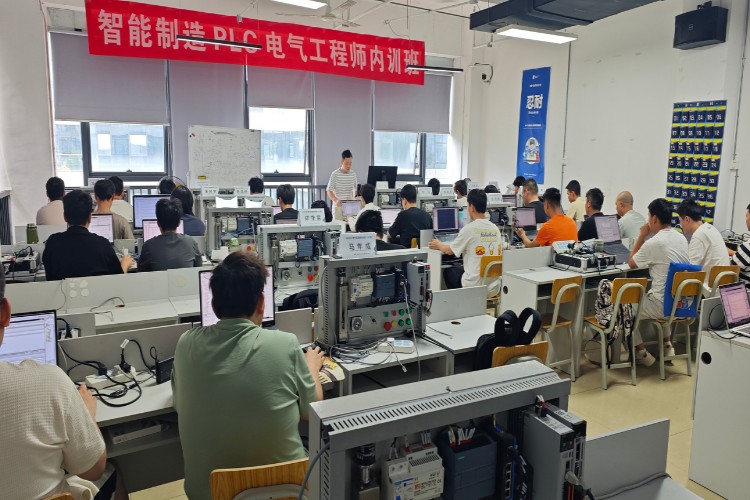 成都叩丁狼科技