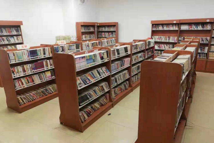 新疆新梦想教育校区环境图片