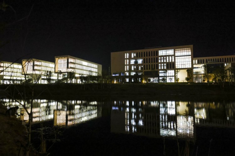 南京信息工程大学国际本科学校环境