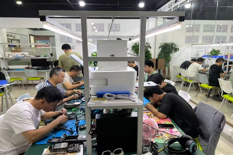 深圳深云翼无人机维修校区环境图