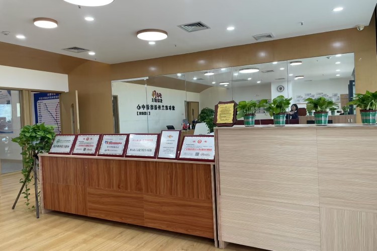 索尔君兰外语学校环境