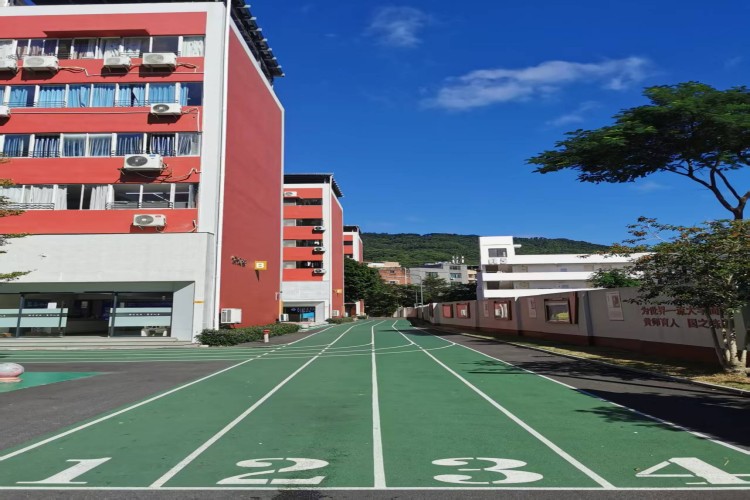黄师中高考学校环境图