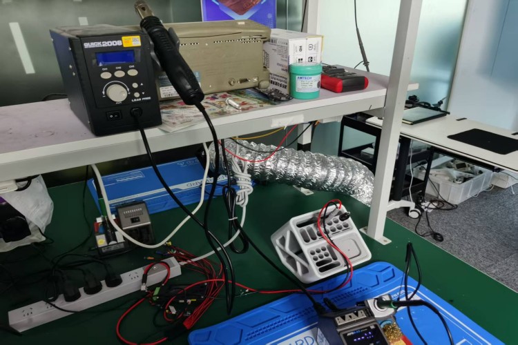 江苏物熵无人机维修环境图