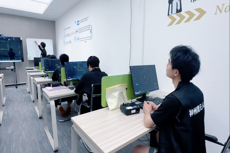 神州鹰（深圳）无人机环境图