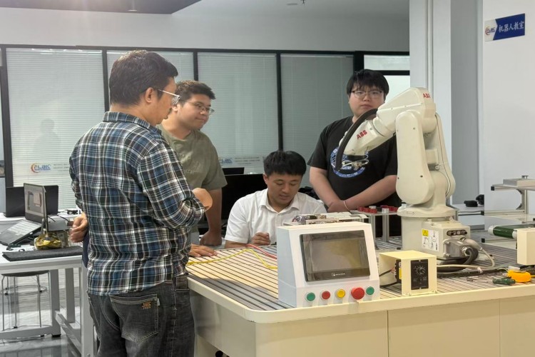 上海霏莱不可教育环境图