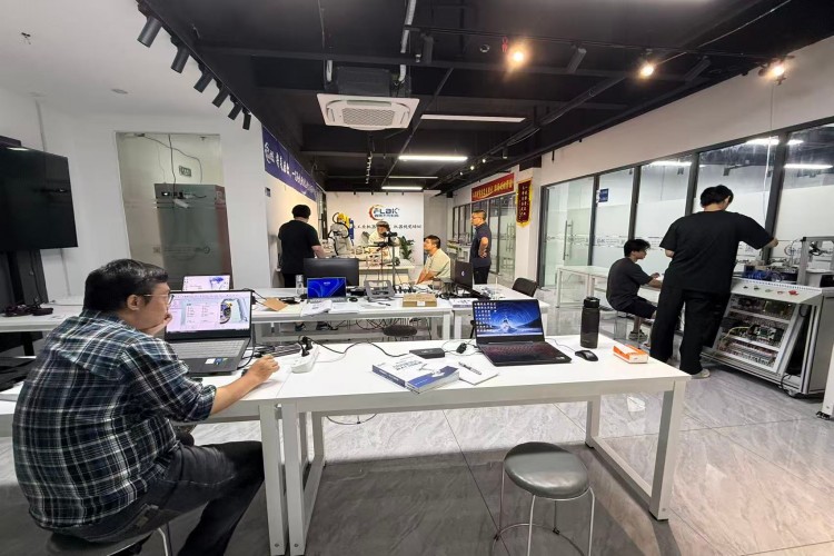 上海霏莱不可教育环境图