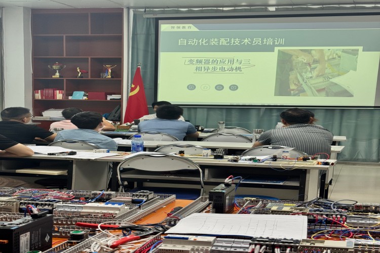 东莞智领教育环境图