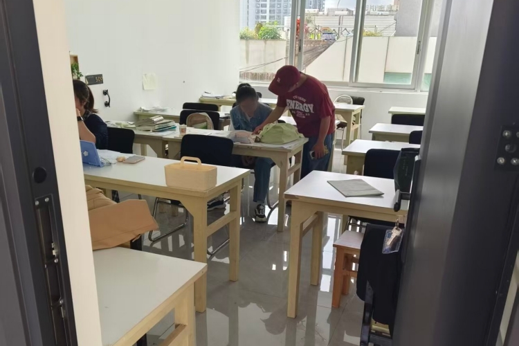 曲靖品学教育校区环境图