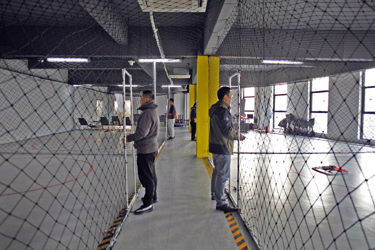 上海翰动无人机室内训练