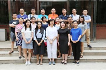 北京新达雅翻译专修学校师生合影