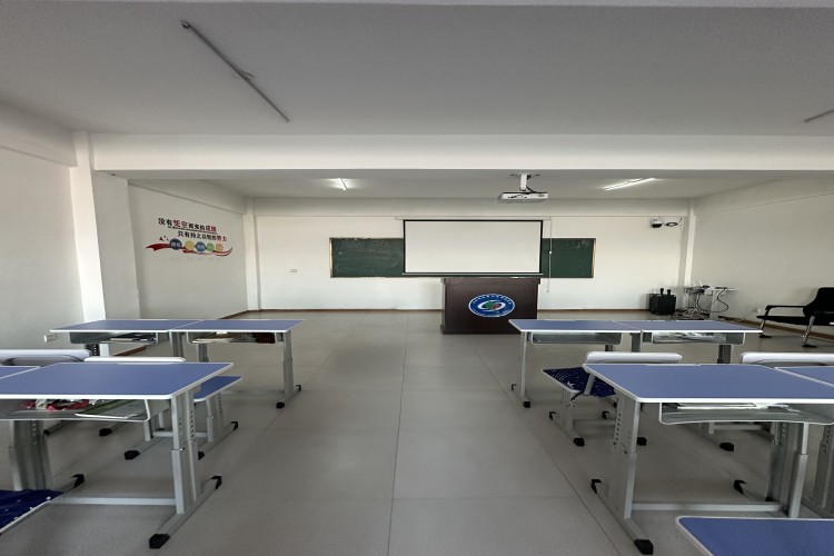 吉林华弘素质教育环境