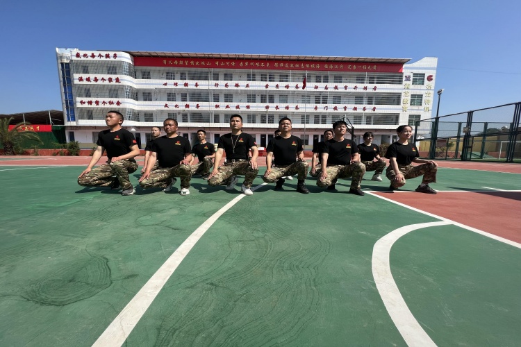 福建杰龙励志教育