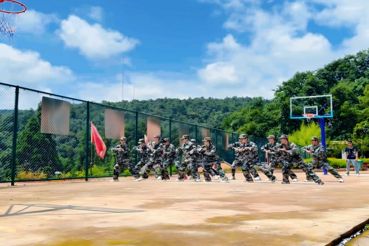 云南育新新启航素质教育