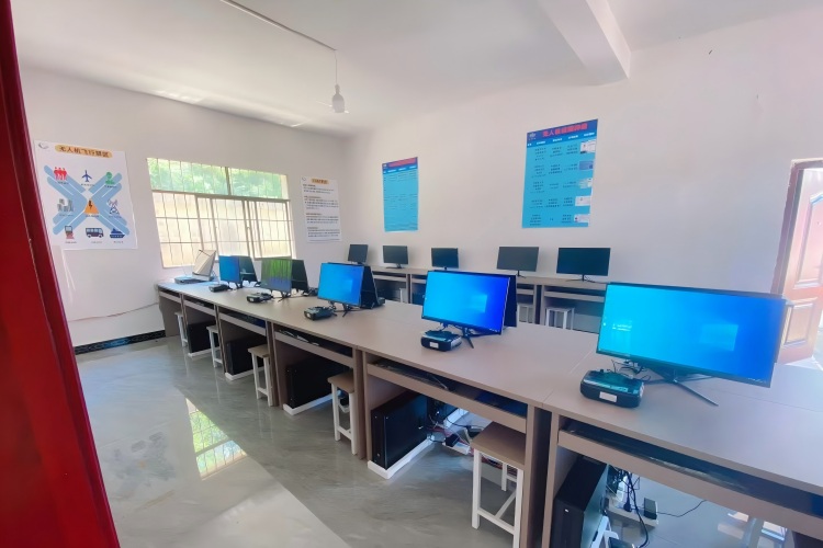 贵州长鹰无人机