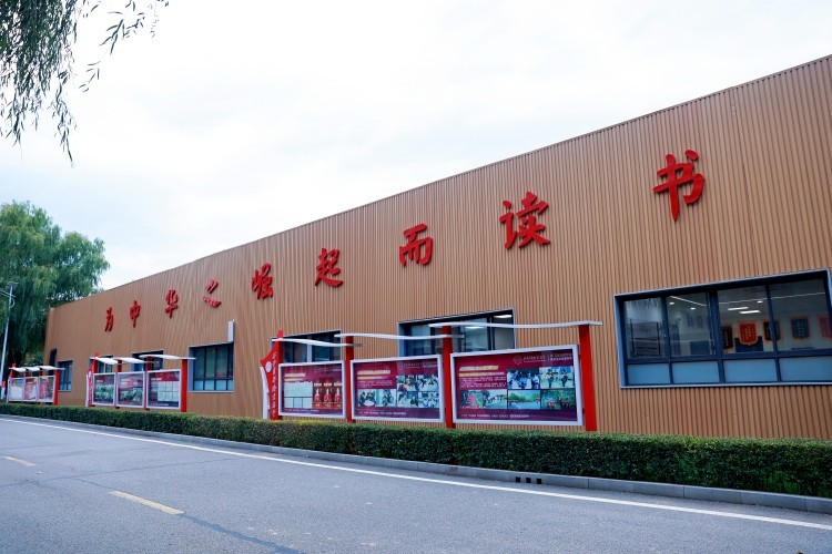 职高校园教学环境
